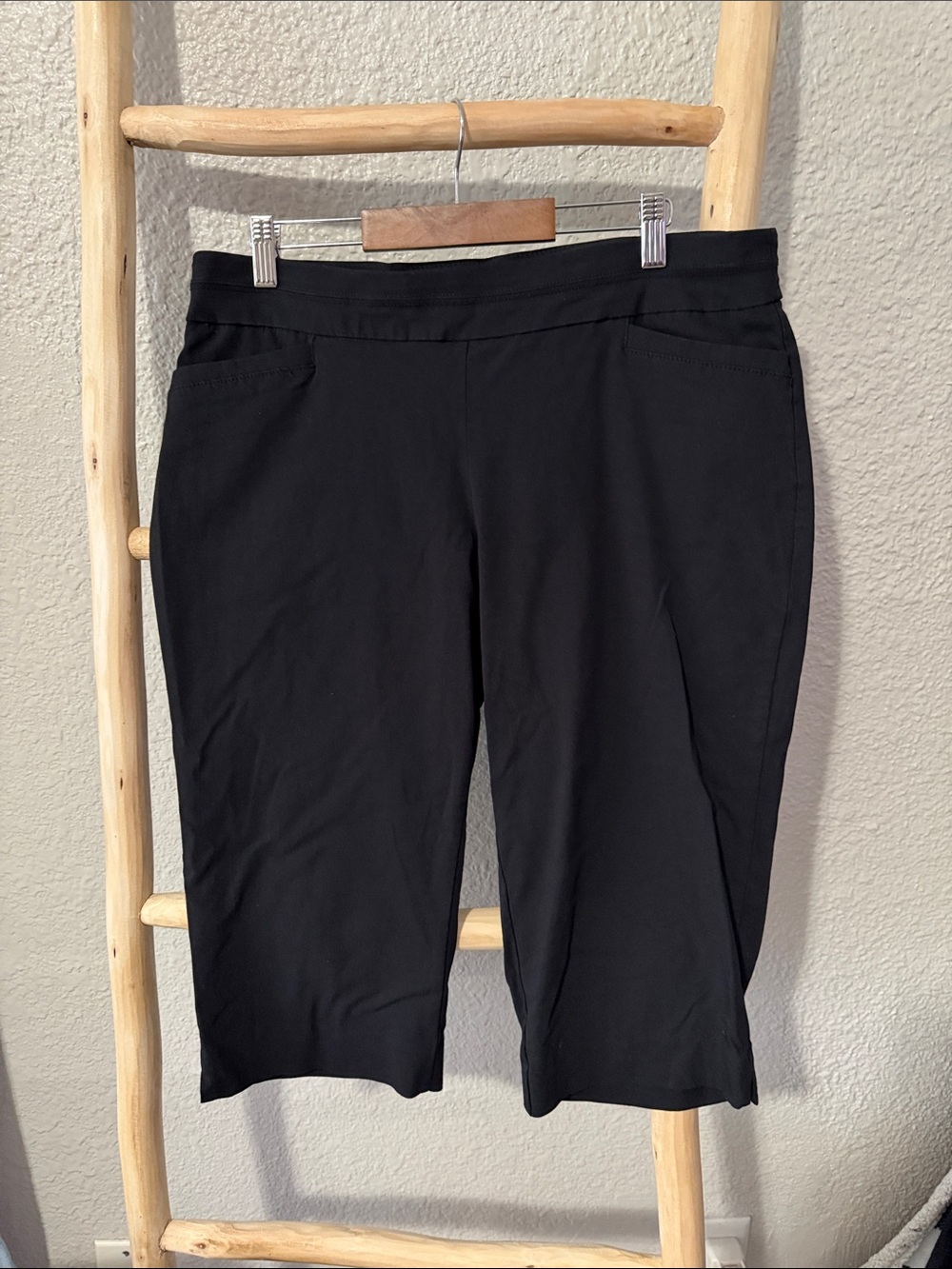 Apt. 9 Black Cropped Pull-On Ankle Pants
